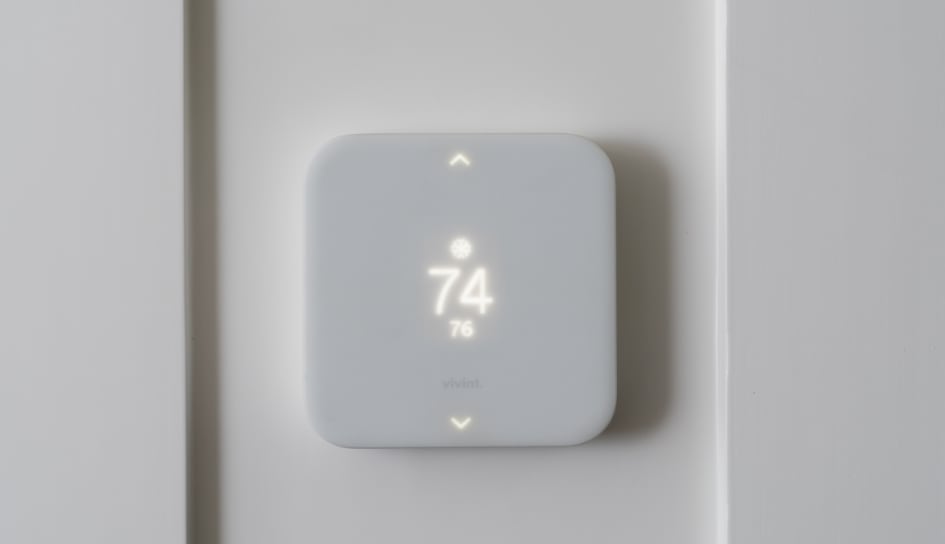 Vivint Newburgh Smart Thermostat